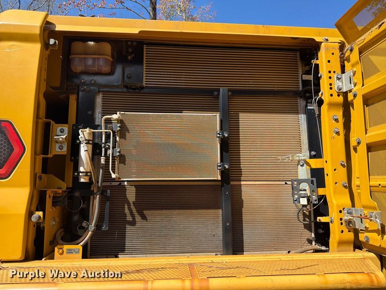 image for item FN2076 2021 Caterpillar 336 excavator