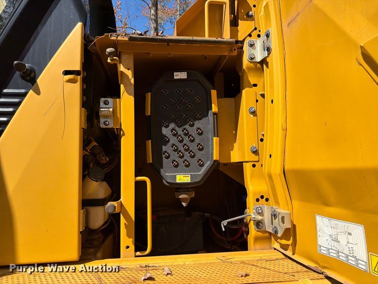 image for item FN2076 2021 Caterpillar 336 excavator