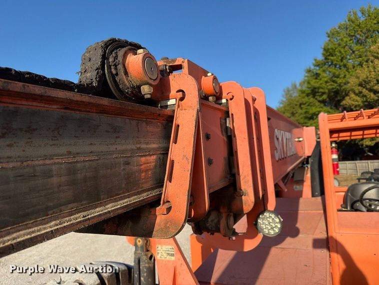 image for item FN2656 2009 Sky Trak 10054 telehandler