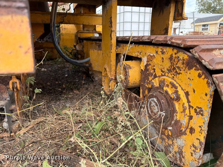 image for item FN2659 Gomaco GT-6000 paver