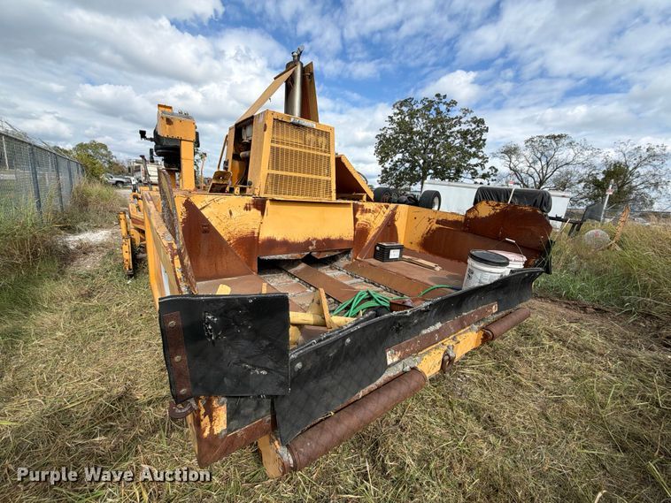 image for item FN2660 Bale-knox PF-400 A paver