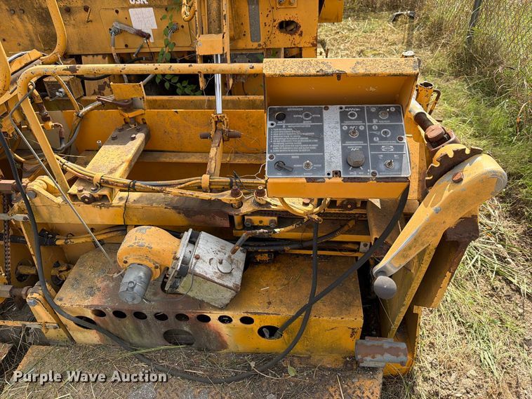 image for item FN2660 Bale-knox PF-400 A paver