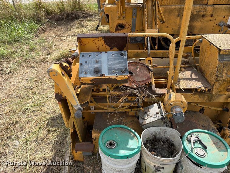 image for item FN2660 Bale-knox PF-400 A paver