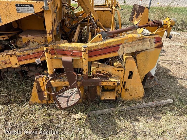 image for item FN2660 Bale-knox PF-400 A paver