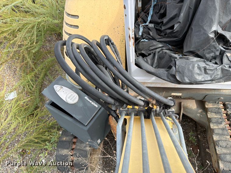 image for item FN2661 Mustang G3503 RD mini excavator