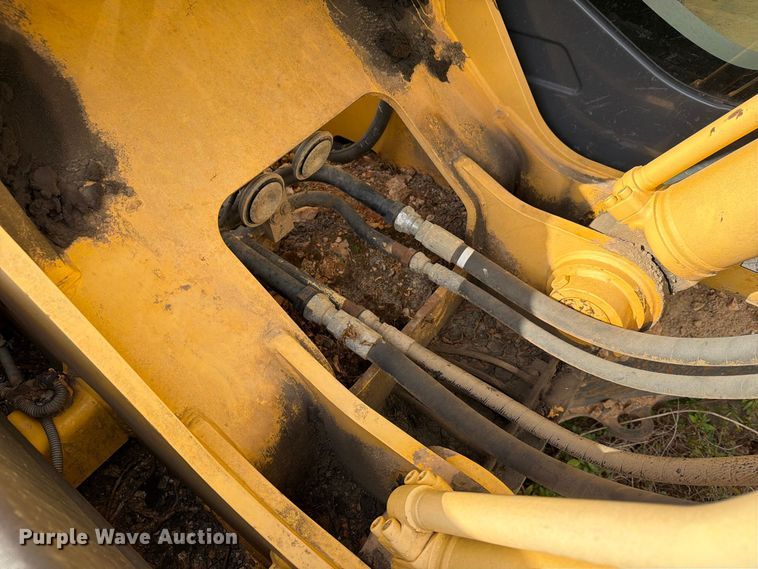 image for item FN2662 2012 Kobelco SK210-9 excavator