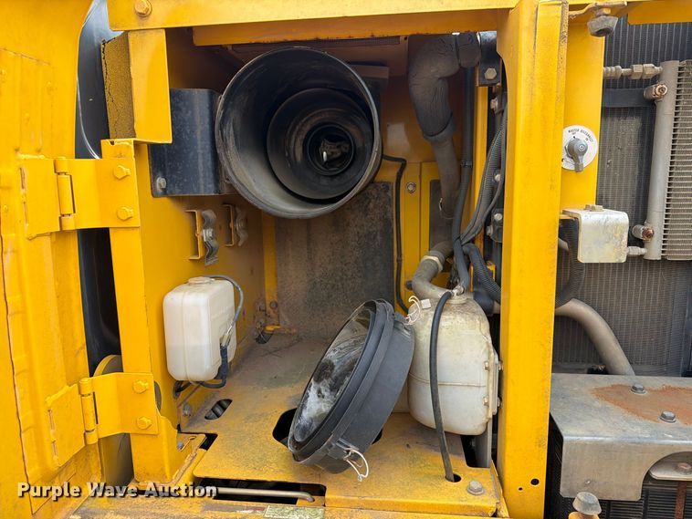 image for item FN2662 2012 Kobelco SK210-9 excavator
