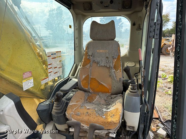 image for item FN2662 2012 Kobelco SK210-9 excavator