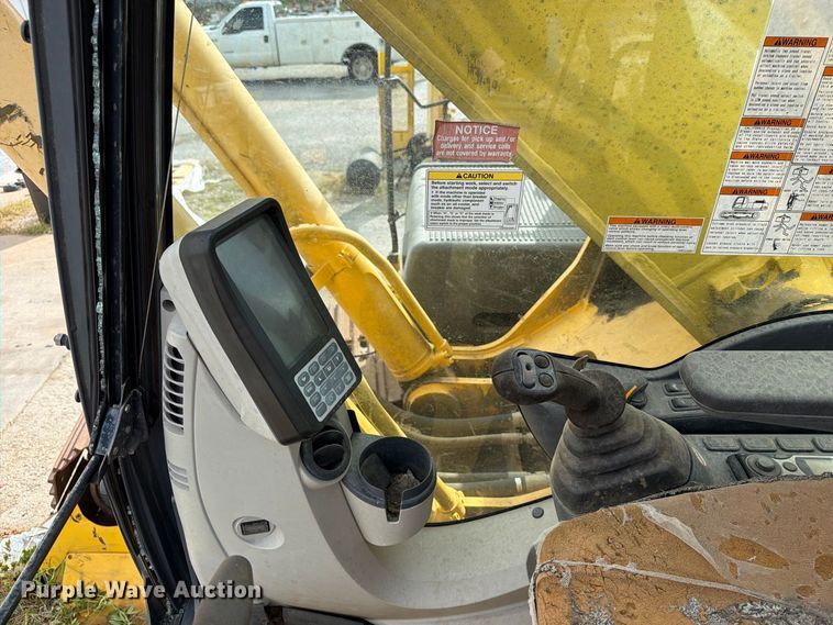 image for item FN2662 2012 Kobelco SK210-9 excavator