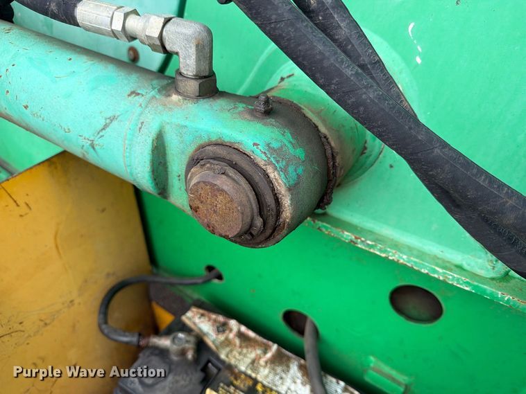 image for item FN2665 2006 John Deere 310G backhoe