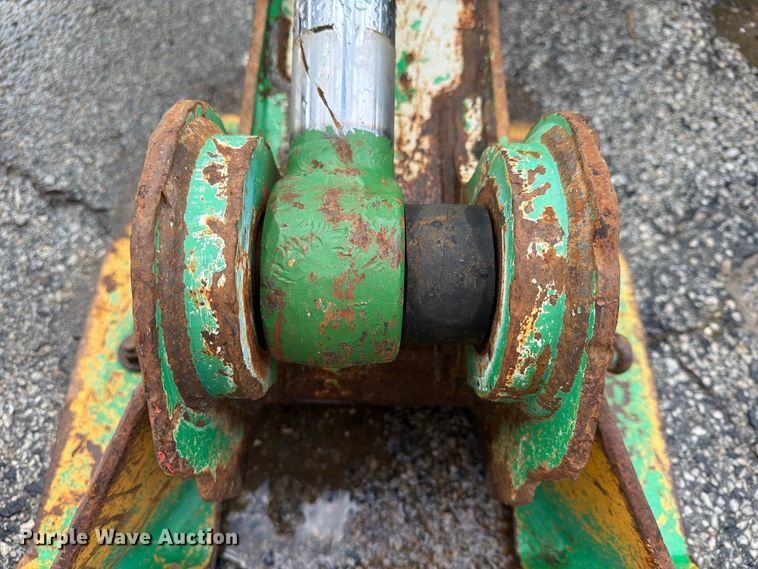 image for item FN2665 2006 John Deere 310G backhoe