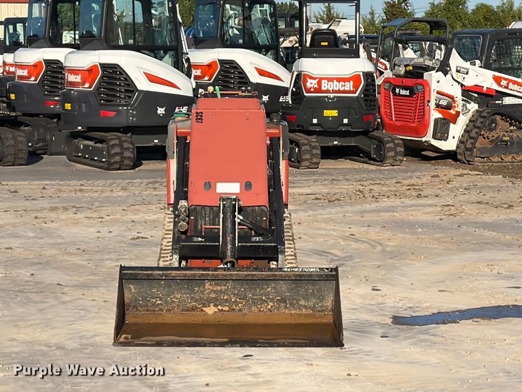 image for item FN2669 Ditch Witch SK750 compact utility loader