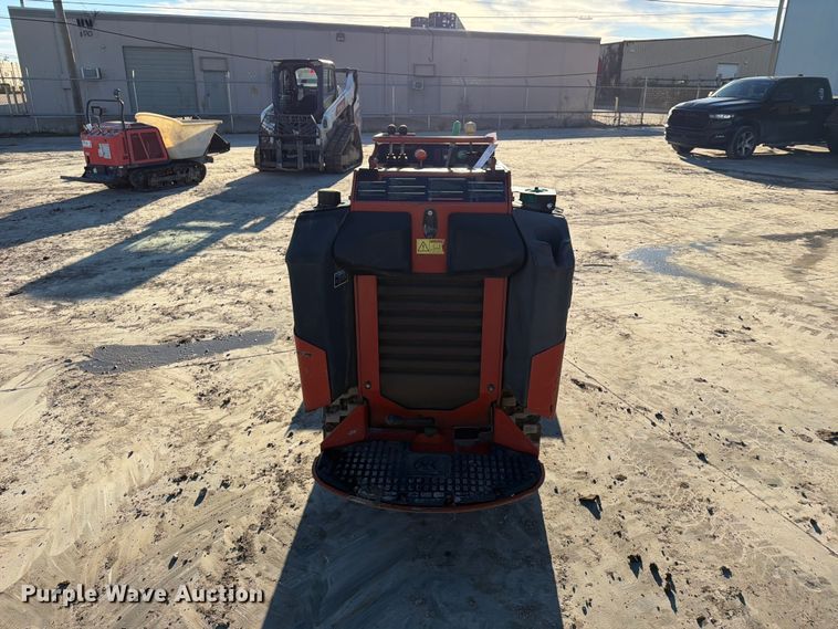 image for item FN2669 Ditch Witch SK750 compact utility loader