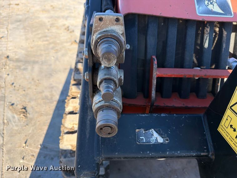 image for item FN2669 Ditch Witch SK750 compact utility loader