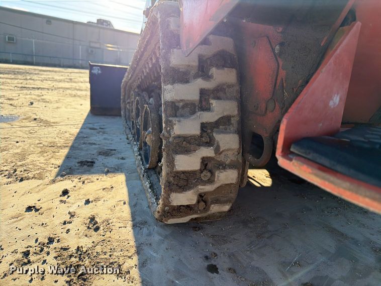 image for item FN2669 Ditch Witch SK750 compact utility loader