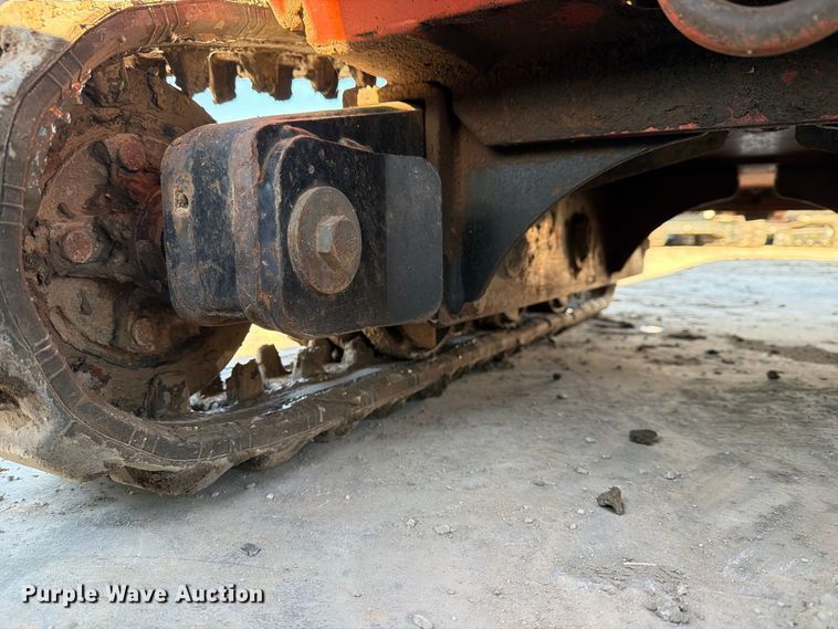 image for item FN2669 Ditch Witch SK750 compact utility loader