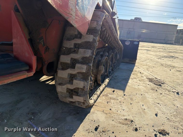 image for item FN2669 Ditch Witch SK750 compact utility loader