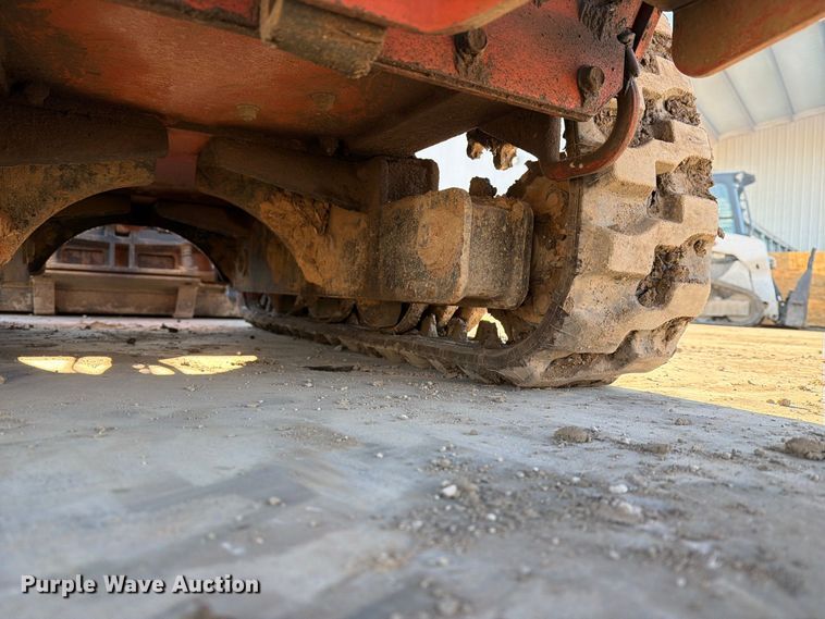 image for item FN2669 Ditch Witch SK750 compact utility loader