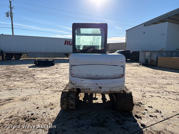 image for item FN2670 2005 Bobcat 341G mini excavator
