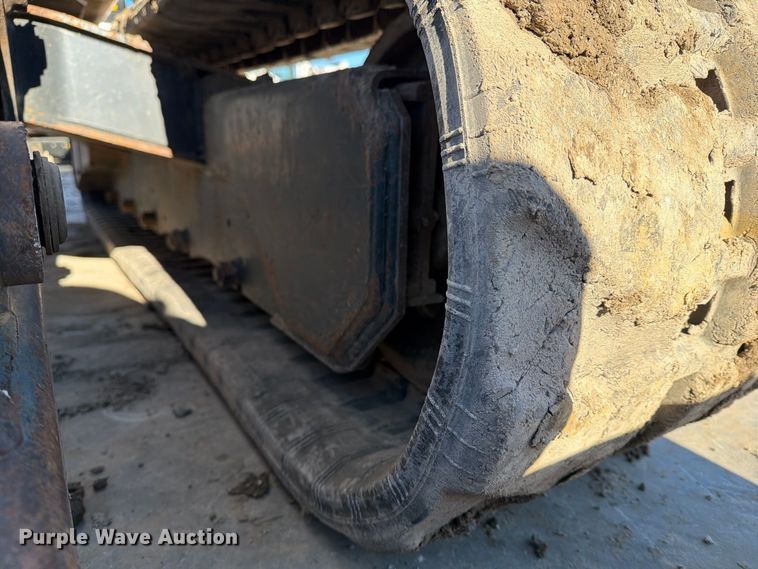 image for item FN2670 2005 Bobcat 341G mini excavator