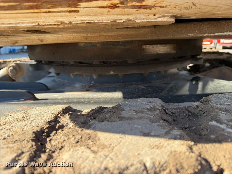 image for item FN2670 2005 Bobcat 341G mini excavator