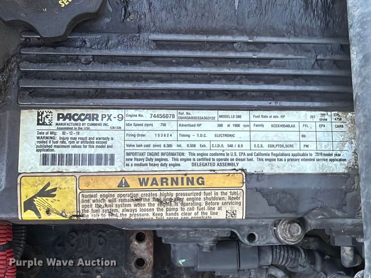 image for item FN2674 2020 Peterbilt 348 dump truck