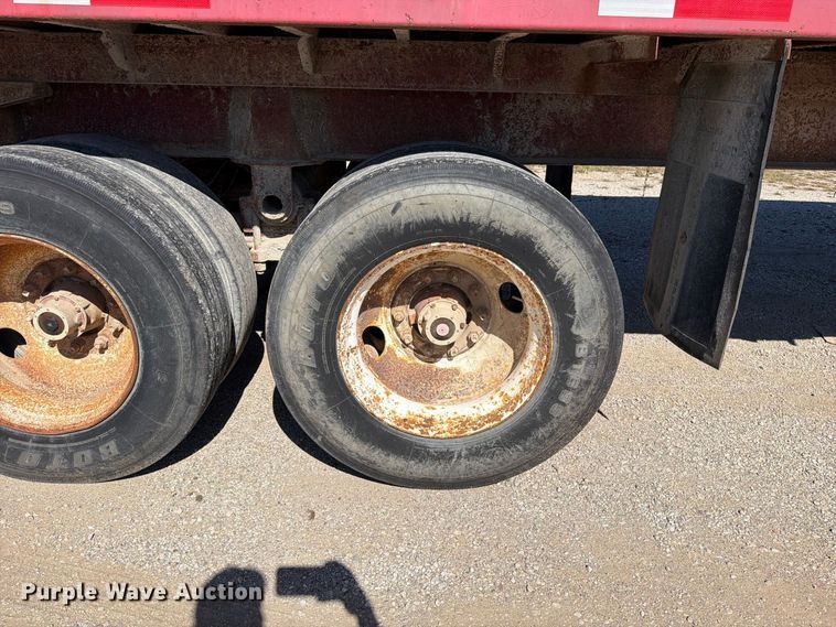 image for item FN5889 2000 Warren Inc. SFS2654 end dump trailer