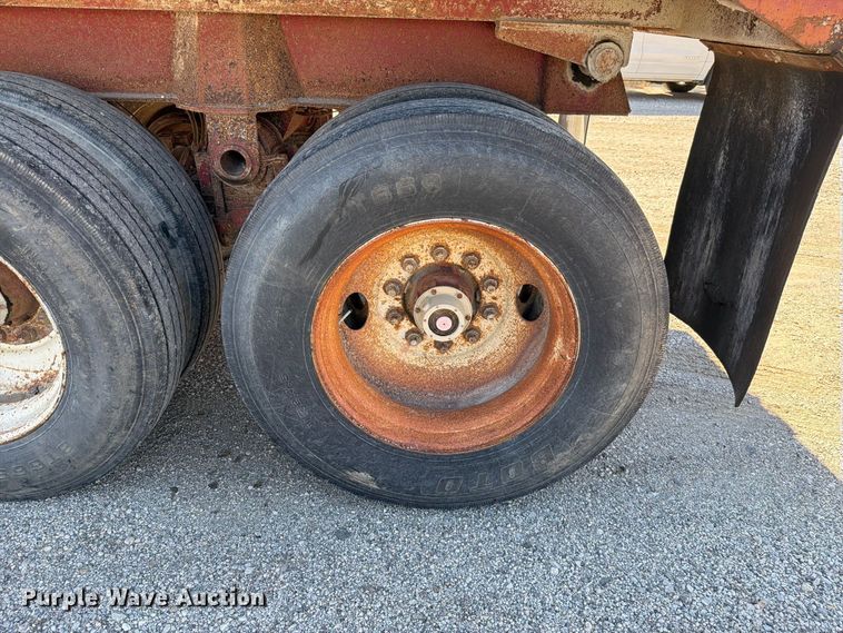 image for item FN5889 2000 Warren Inc. SFS2654 end dump trailer