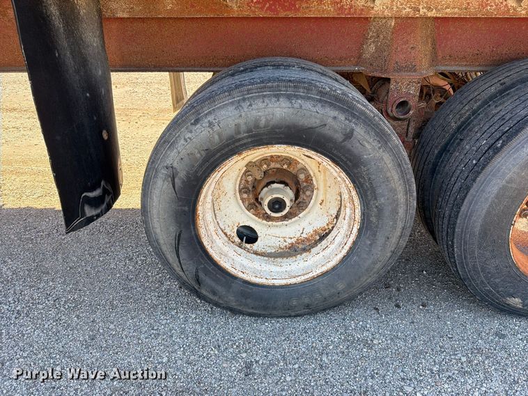 image for item FN5889 2000 Warren Inc. SFS2654 end dump trailer