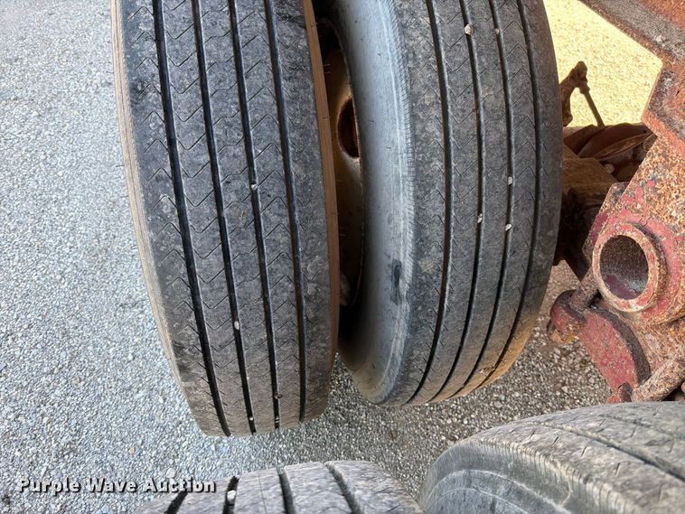 image for item FN5889 2000 Warren Inc. SFS2654 end dump trailer