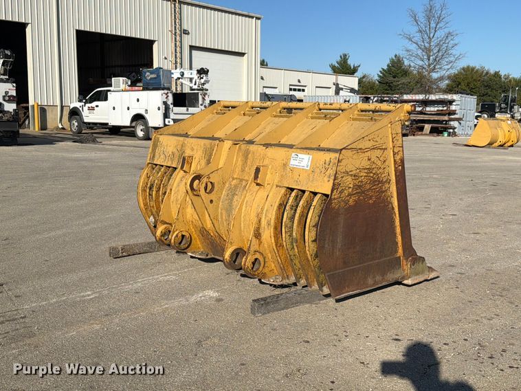image for item FN5892 99