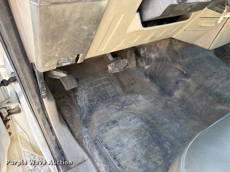 image for item FN5896 2008 Ford F450 Super Duty XL utility / service truck