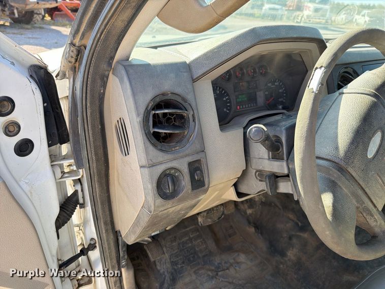 image for item FN5896 2008 Ford F450 Super Duty XL utility / service truck