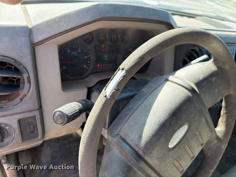 image for item FN5896 2008 Ford F450 Super Duty XL utility / service truck