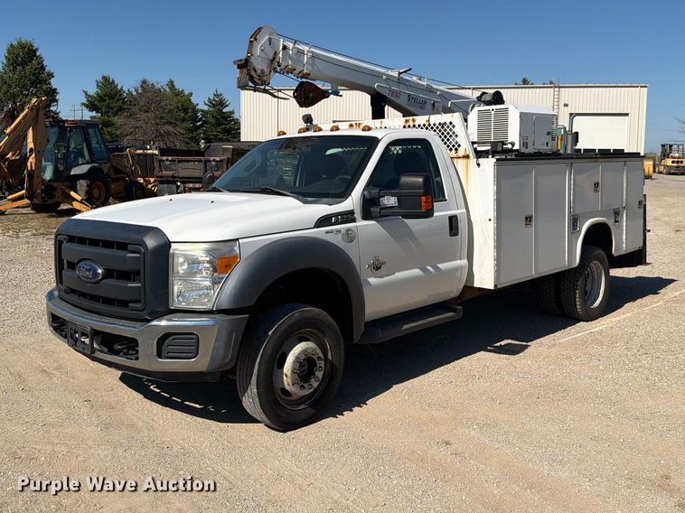 image for item FN5900 2015 Ford F550 Super Duty XL utility / service truck