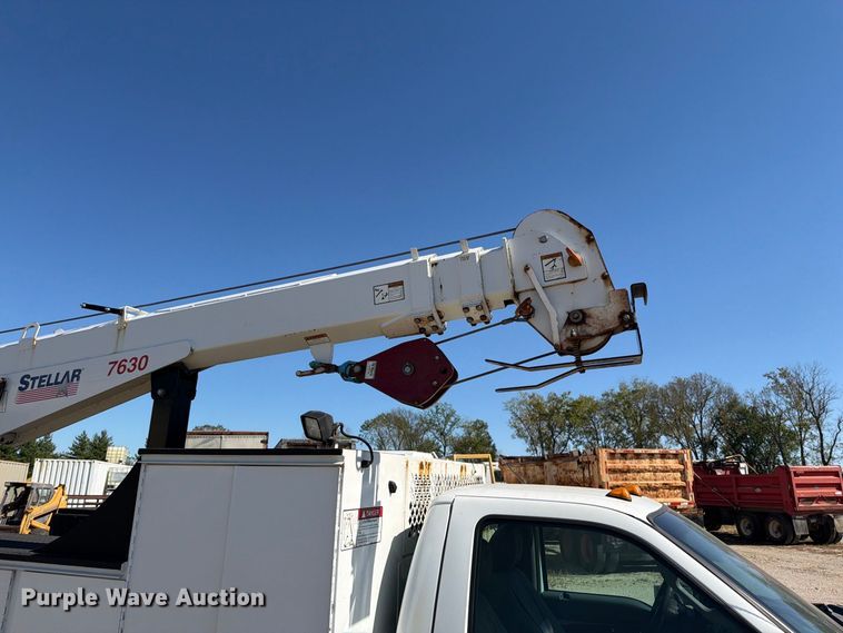 image for item FN5900 2015 Ford F550 Super Duty XL utility / service truck