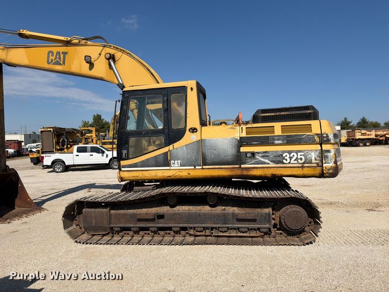 image for item FN5906 1992 Caterpillar 325 L excavator
