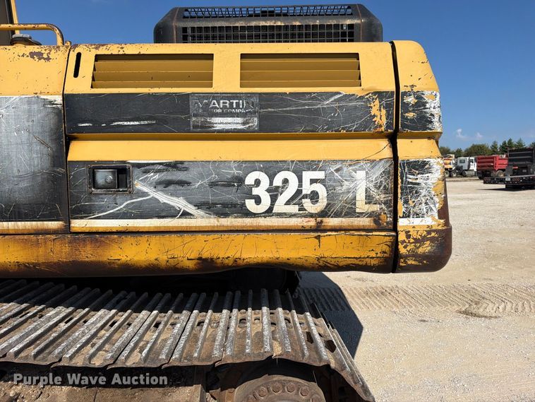 image for item FN5906 1992 Caterpillar 325 L excavator