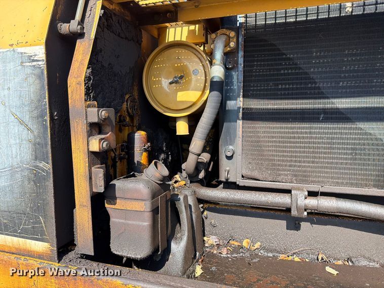 image for item FN5906 1992 Caterpillar 325 L excavator