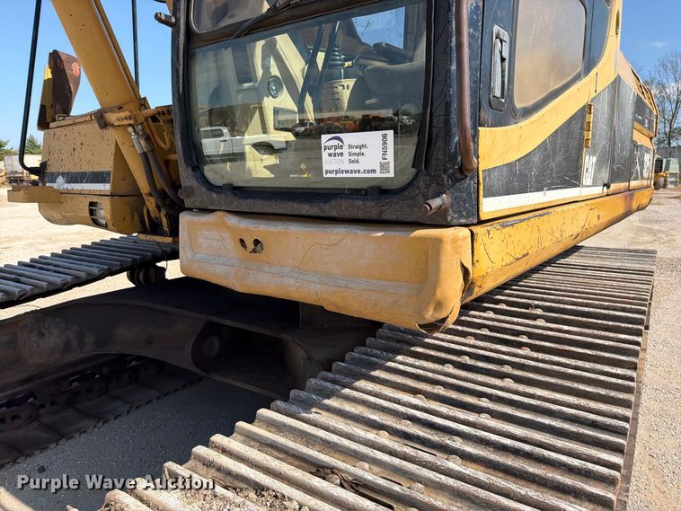image for item FN5906 1992 Caterpillar 325 L excavator