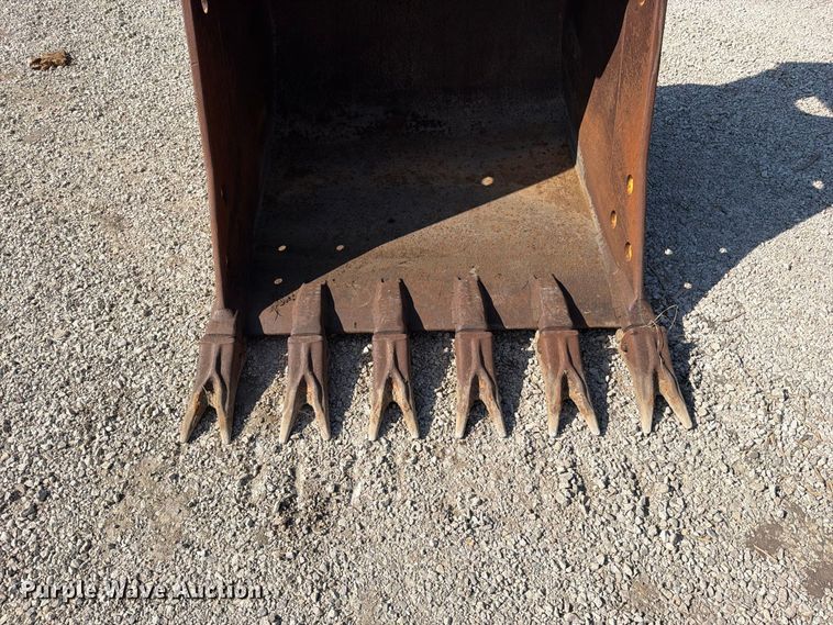 image for item FN5906 1992 Caterpillar 325 L excavator