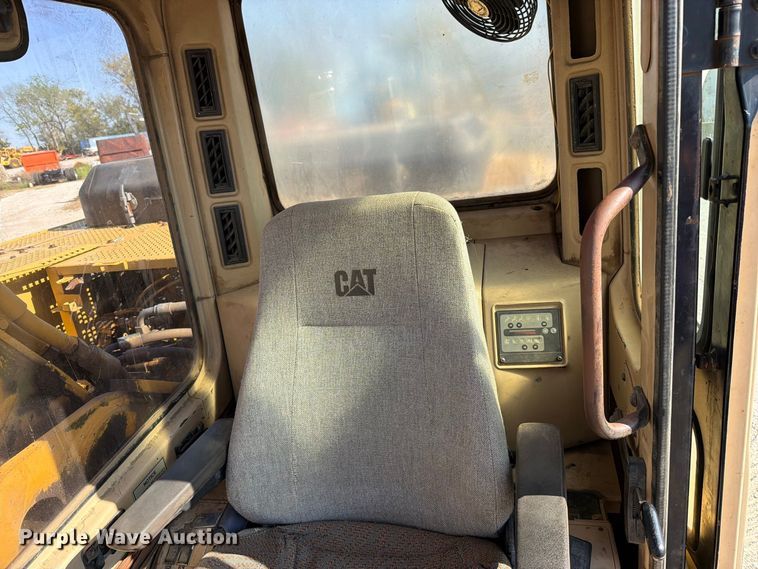 image for item FN5906 1992 Caterpillar 325 L excavator