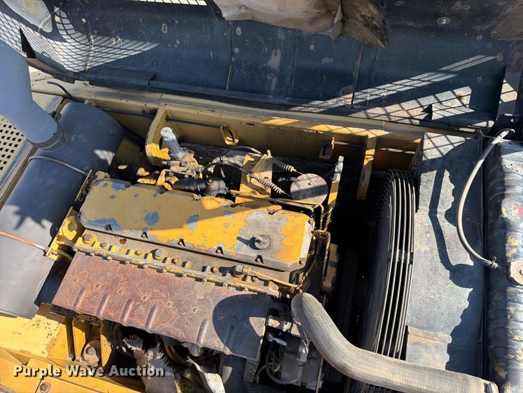image for item FN5906 1992 Caterpillar 325 L excavator
