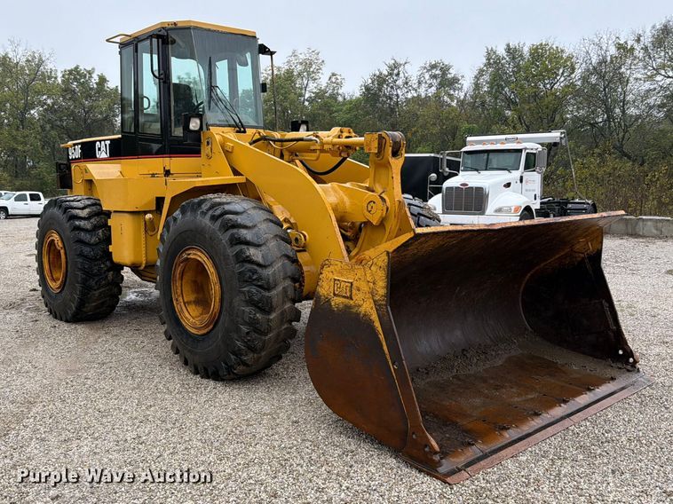 image for item FN5931 1997 Caterpillar 950F wheel loader