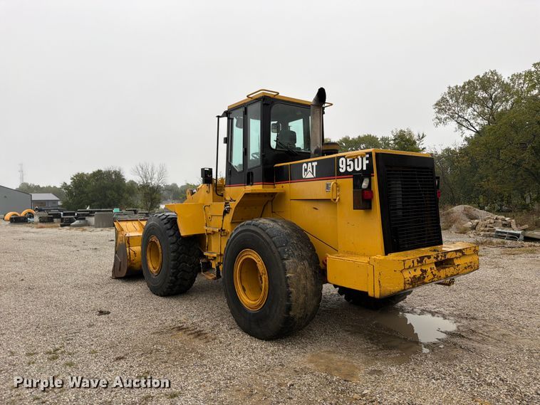 image for item FN5931 1997 Caterpillar 950F wheel loader