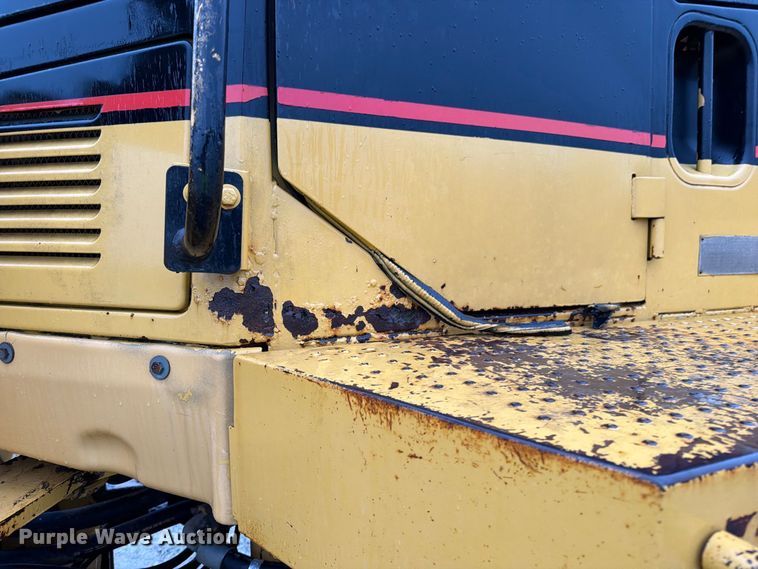 image for item FN5931 1997 Caterpillar 950F wheel loader