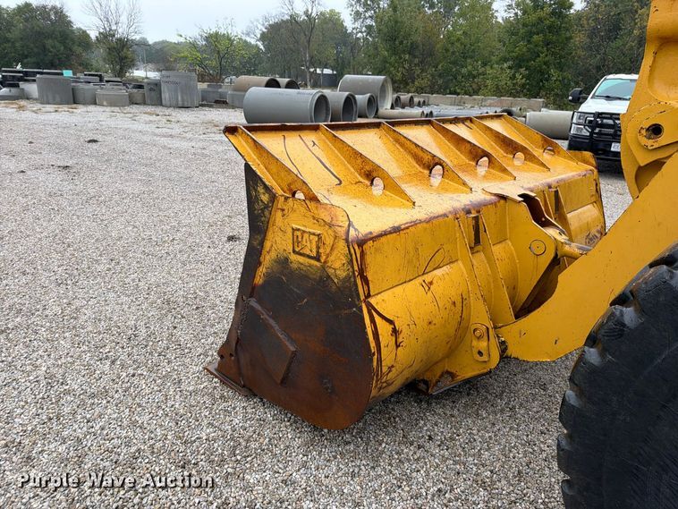 image for item FN5931 1997 Caterpillar 950F wheel loader