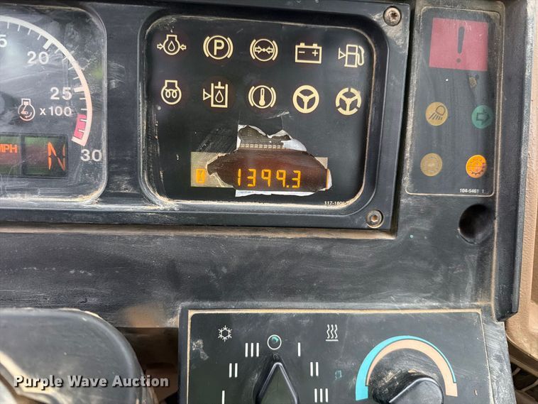 image for item FN5931 1997 Caterpillar 950F wheel loader