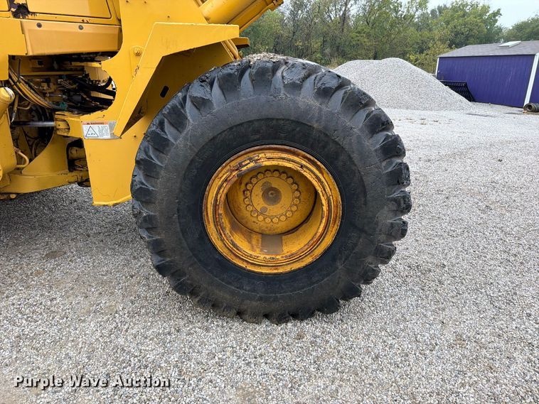 image for item FN5931 1997 Caterpillar 950F wheel loader