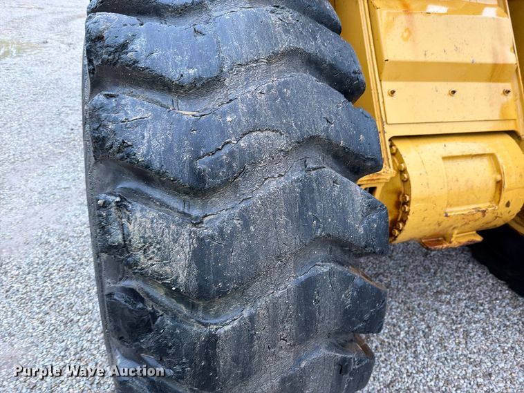 image for item FN5931 1997 Caterpillar 950F wheel loader